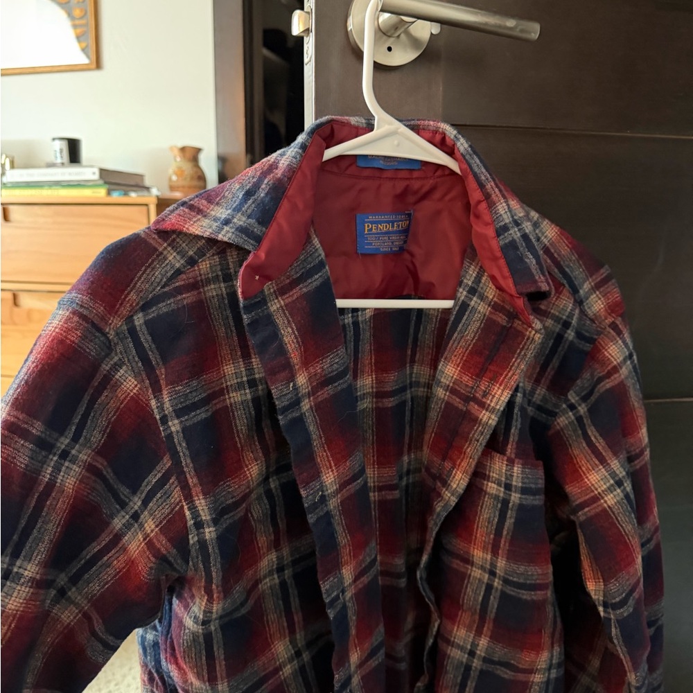 Women’s small Pendleton Navy, Red & Cream Plaid Wool Coat